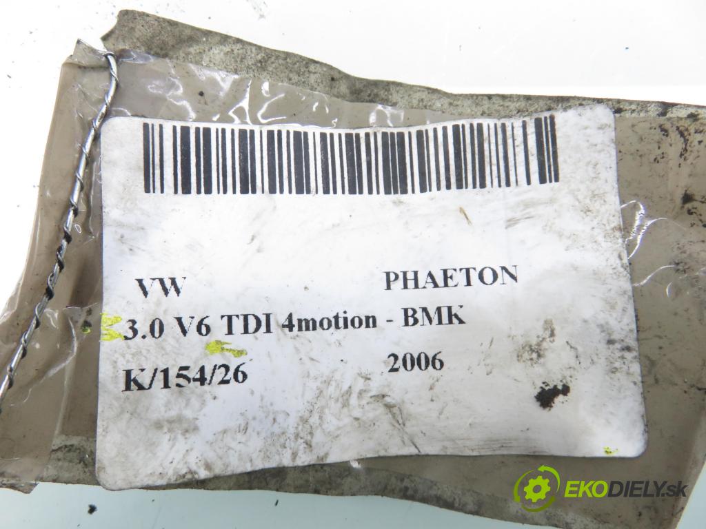 VW PHAETON (3D1, 3D2, 3D3, 3D4, 3D6, 3D7, 3D8, 3D9) SEDAN 2006 165,00 3.0 TDI 2967,00 Pumpa paliva 0919088 ; 81115710