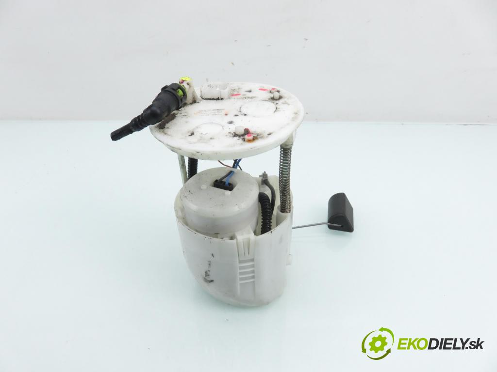 SUZUKI SWIFT III (MZ, EZ) HB 2009 68,00 1.3 92 - M13A 1328,00 Pumpa paliva 1510063J02 ; 1019621880