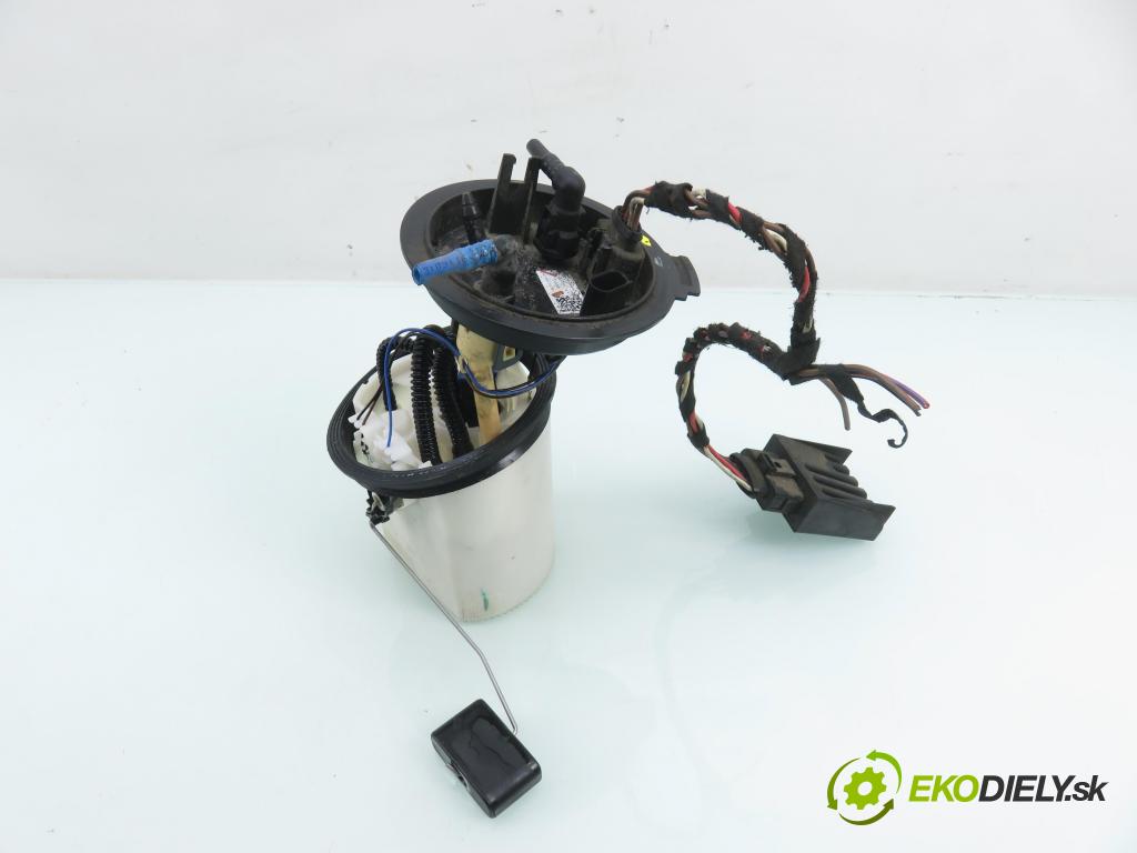 VW GOLF VII Variant (BA5, BV5) KOMBI 2019 850,00 1.6 TDI CR 115 - DGTE 1598,00 Pumpa paliva 5Q0919050AT ; 28575321