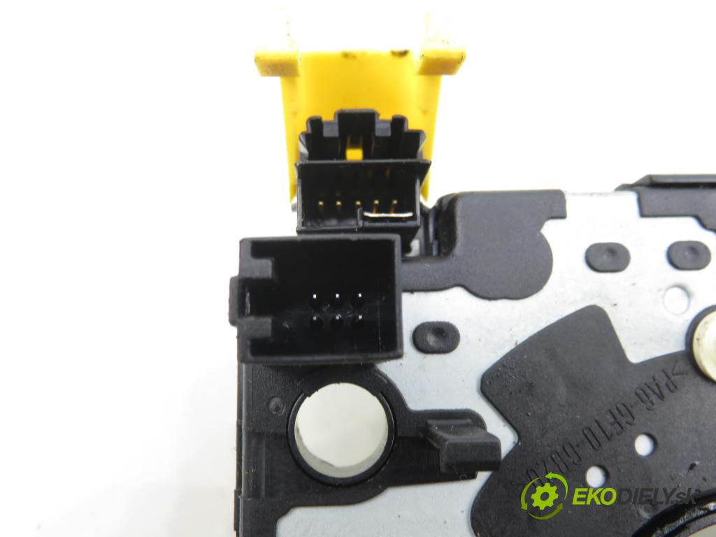 VW GOLF IV (1J1) HB 2003 55,00 1.4 16V - BCA 1390,00 PÁSKA: air BAG 1J0959654AP