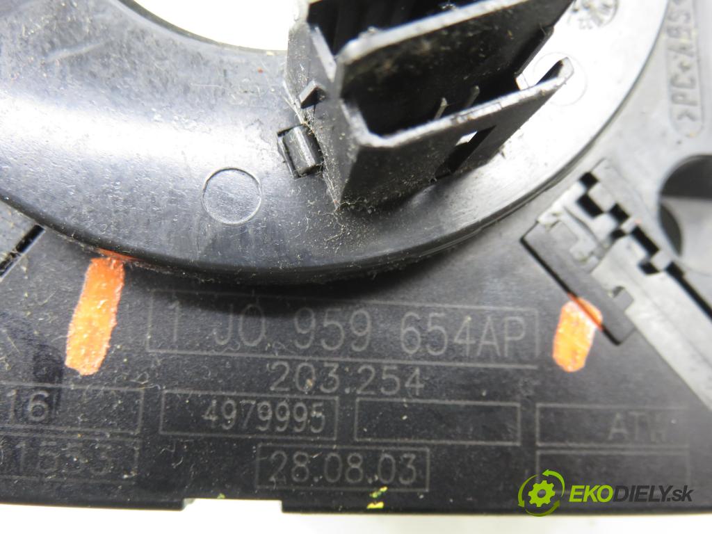 VW GOLF IV (1J1) HB 2003 55,00 1.4 16V - BCA 1390,00 PÁSKA: air BAG 1J0959654AP