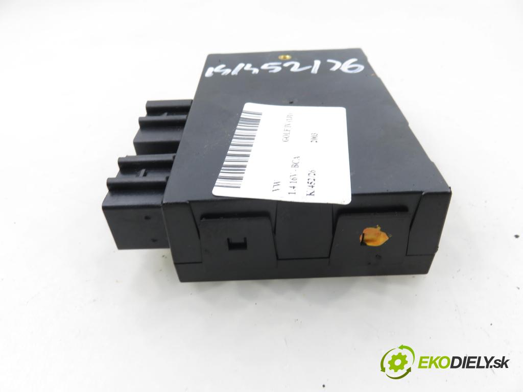 VW GOLF IV (1J1) HB 2003 55,00 1.4 16V - BCA 1390,00 MODUL komfortu 1C0959799B
