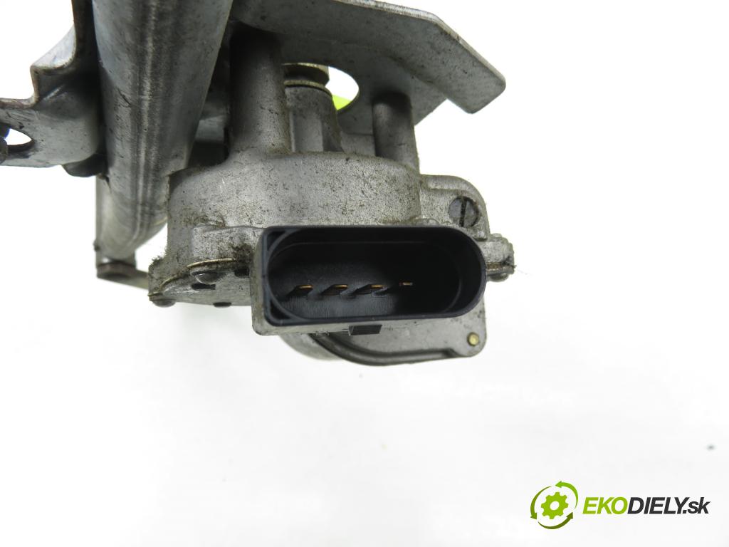 VW GOLF IV (1J1) HB 2003 55,00 1.4 16V - BCA 1390,00 MECHANISMUS/ motorek stěračů 1J1955023E ; 1J1955113C