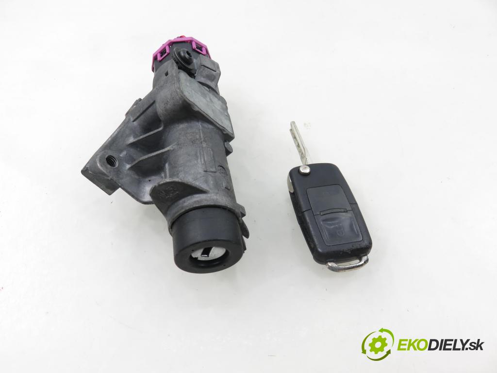 VW GOLF IV (1J1) HB 2003 55,00 1.4 16V - BCA 1390,00 spinačka 4B0905851C (Spínacia skrinka)