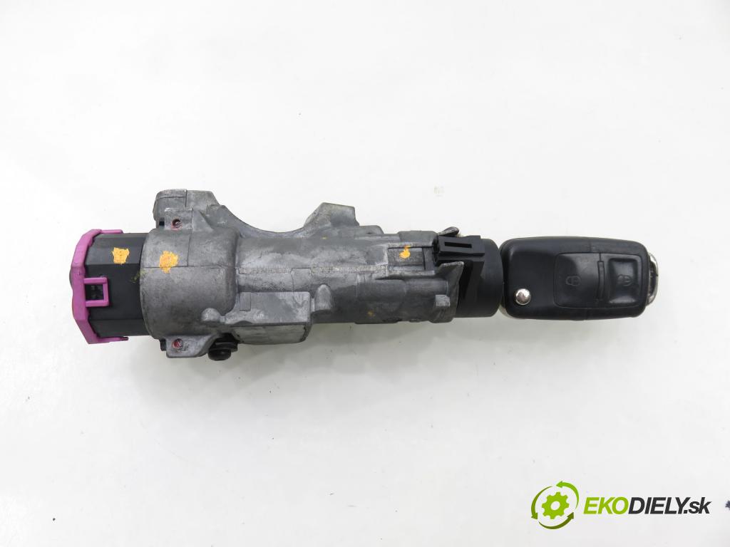 VW GOLF IV (1J1) HB 2003 55,00 1.4 16V - BCA 1390,00 spinačka 4B0905851C (Spínacia skrinka)