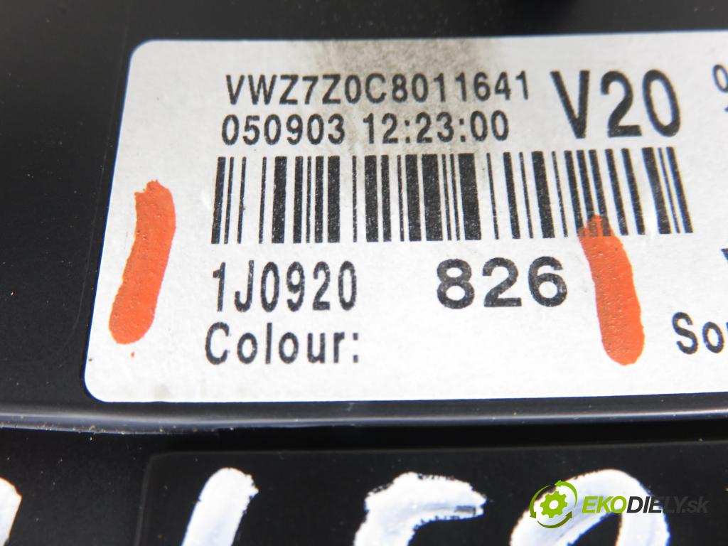 VW GOLF IV (1J1) HB 2003 55,00 1.4 16V - BCA 1390,00 Prístrojovka elektrický 1J0920826