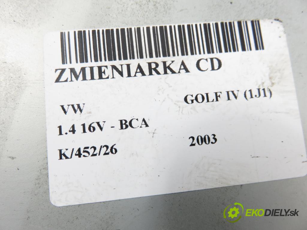 VW GOLF IV (1J1) HB 2003 55,00 1.4 16V - BCA 1390,00 měnič CD CXDV1370LC