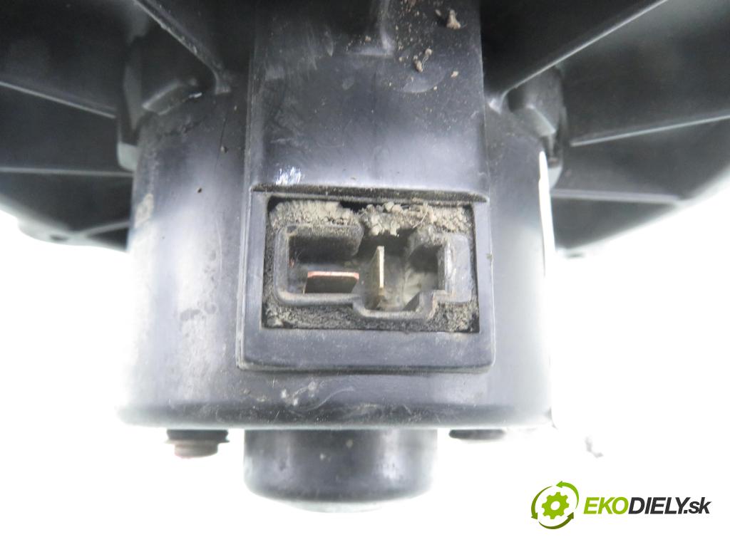 HYUNDAI TUCSON (JM) SUV 2005 83,00 2.0 CRDi 4WD 113 - D4EA 1991,00 ventilátor větráku B300530950