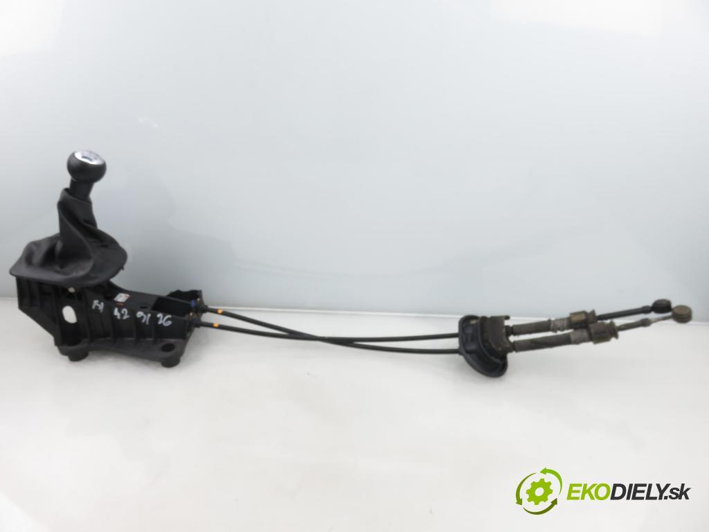 PEUGEOT 307 (3A/C) HB 2005 66,00 1.6 HDi 90 - 9HX (DV6ATED4) 1560,00 ZVEDÁK: 9657303580