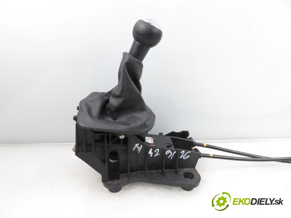 PEUGEOT 307 (3A/C) HB 2005 66,00 1.6 HDi 90 - 9HX (DV6ATED4) 1560,00 ZVEDÁK: 9657303580