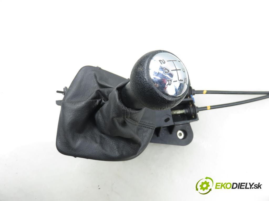 PEUGEOT 307 (3A/C) HB 2005 66,00 1.6 HDi 90 - 9HX (DV6ATED4) 1560,00 ZVEDÁK: 9657303580