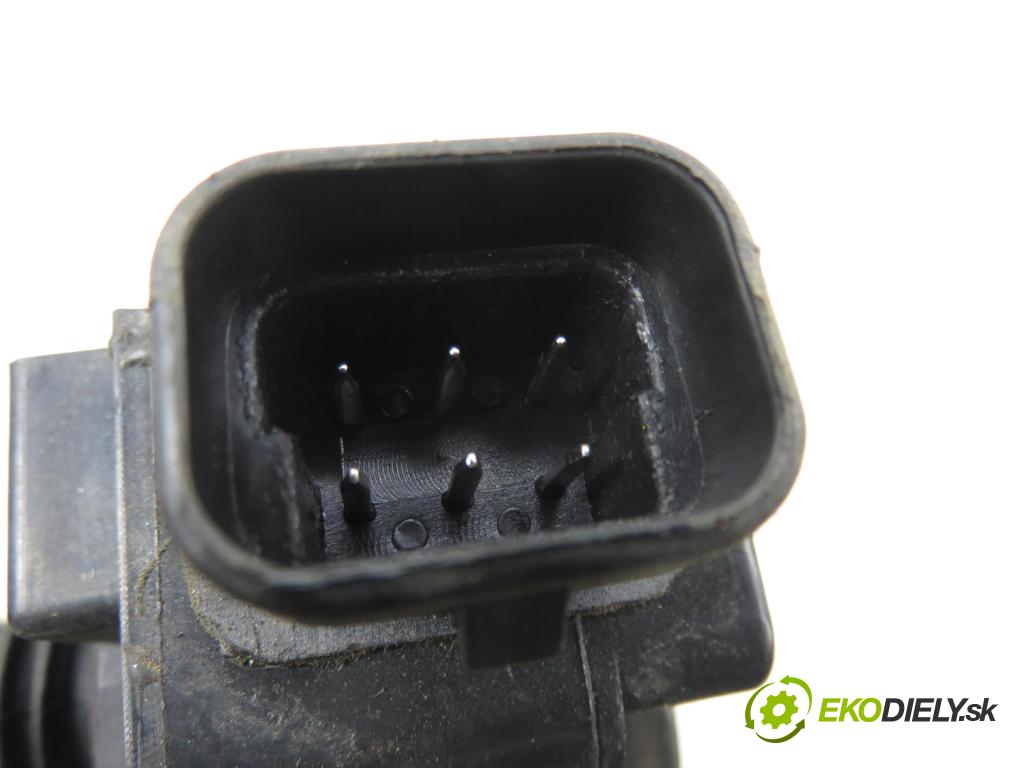 OPEL ASTRA G liftback (T98) HB 1999 55,00 1.6 8V 75 1598,00 Cievka zapaľovacia M22628