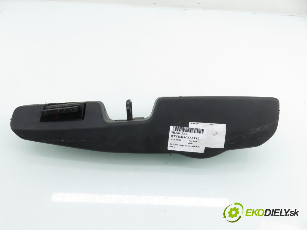 HYUNDAI TUCSON (JM) SUV 2005 83,00 2.0 CRDi 4WD 113 - D4EA 1991,00 motorek stěrače ZADNÍ: 987002E000