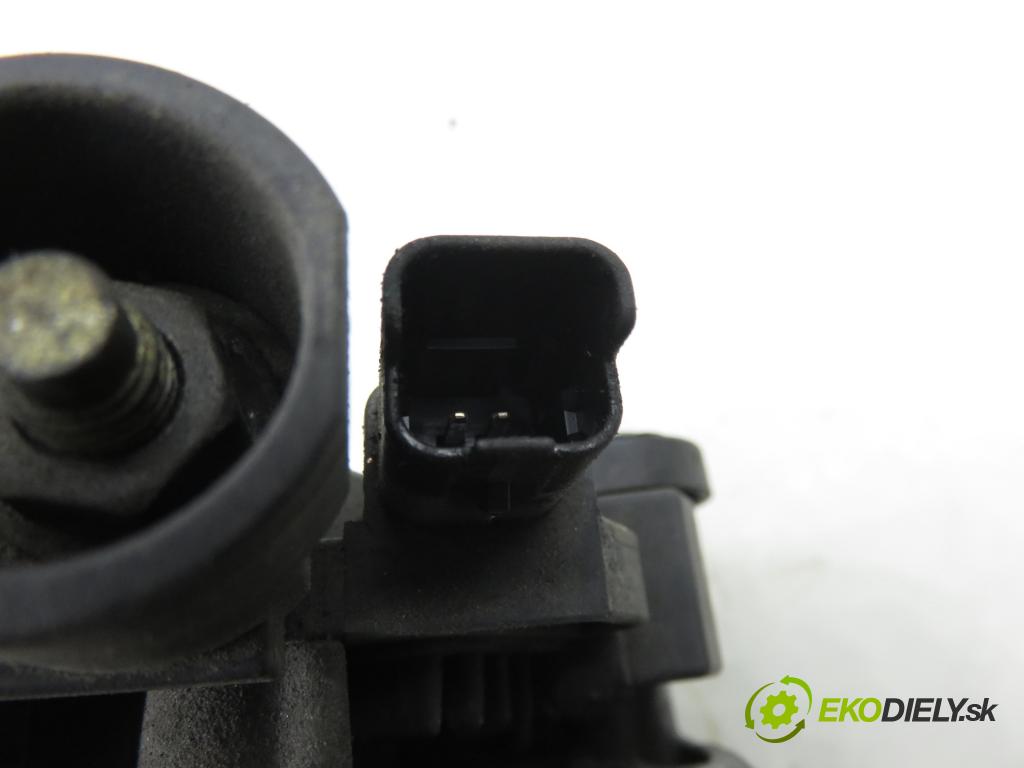 PEUGEOT 307 (3A/C) HB 2005 66,00 1.6 HDi 90 - 9HX (DV6ATED4) 1560,00 Alternátor 9646321880 (Alternátor)