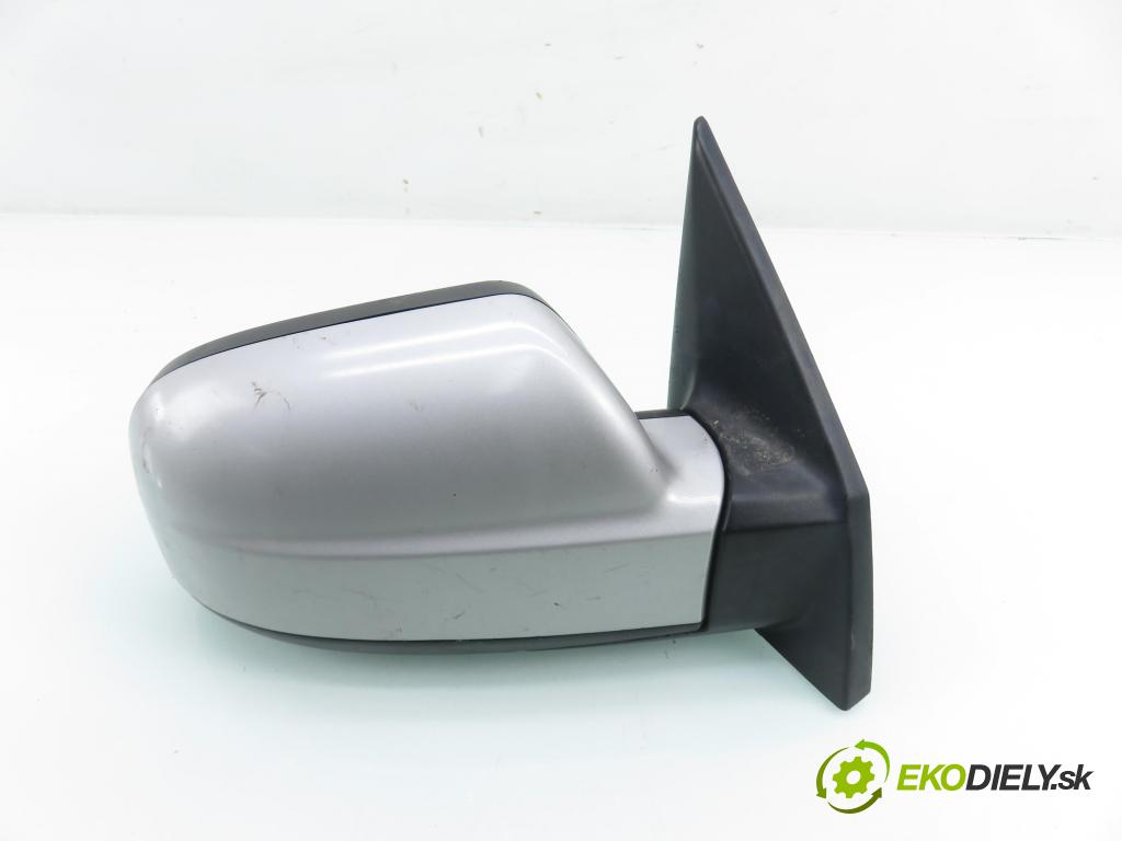 HYUNDAI TUCSON (JM) SUV 2005 83,00 2.0 CRDi 4WD 113 - D4EA 1991,00 Spätné zrkadlo