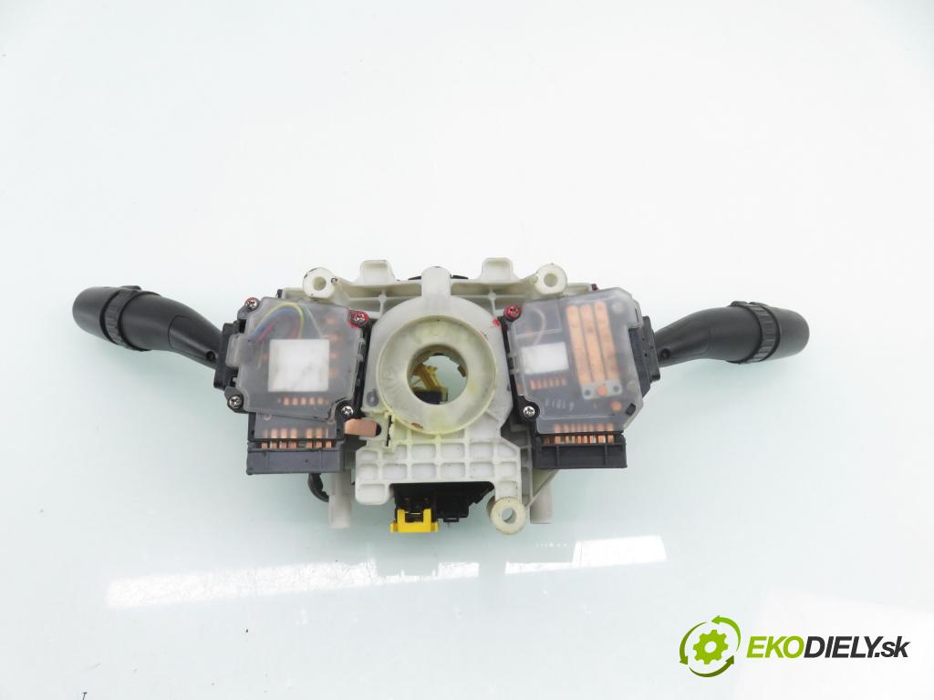 HYUNDAI TUCSON (JM) SUV 2005 83,00 2.0 CRDi 4WD 113 - D4EA 1991,00 páčka/prepínač