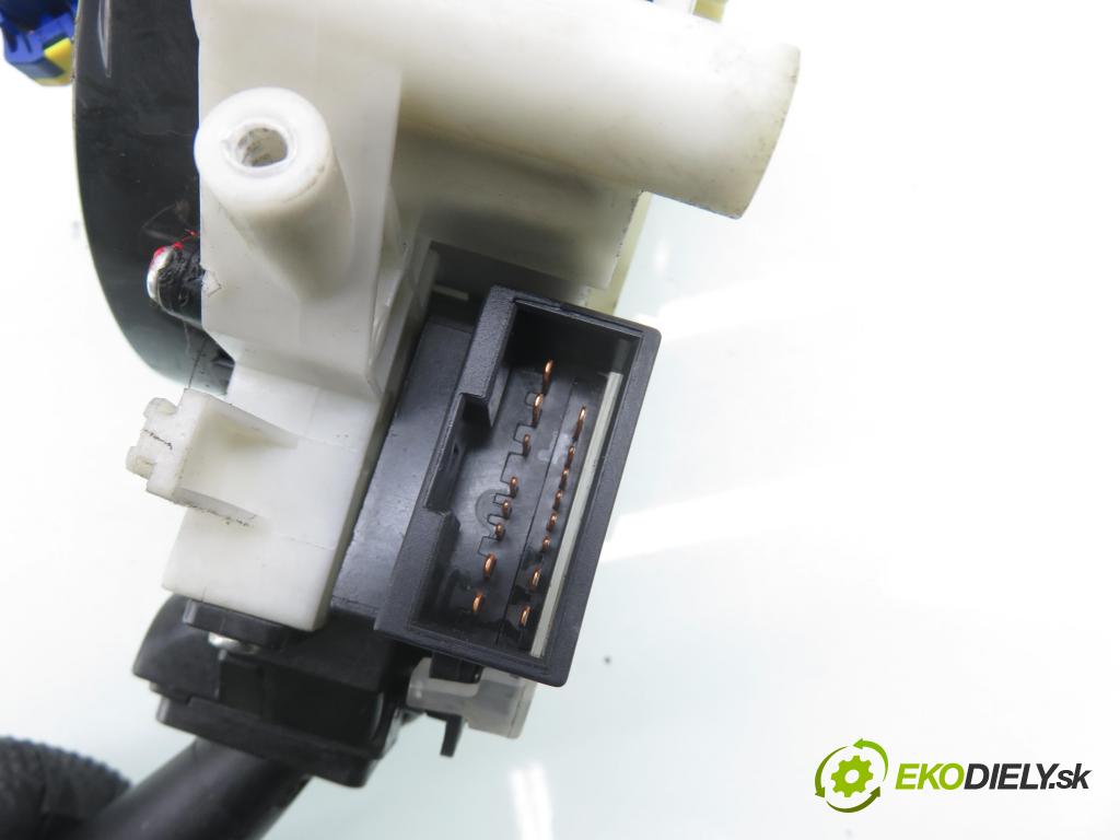 HYUNDAI TUCSON (JM) SUV 2005 83,00 2.0 CRDi 4WD 113 - D4EA 1991,00 páčka/prepínač