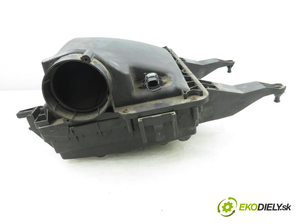 MERCEDES-BENZ SPRINTER 3,5-t Skrzynia (906) FURGON 2011 95,00 313 CDI (906.631, 906.633, 906.635, 906.637) - OM  2143,00 obal filtra vzduchu 0000907801 (Kryt vzduchového filtru)