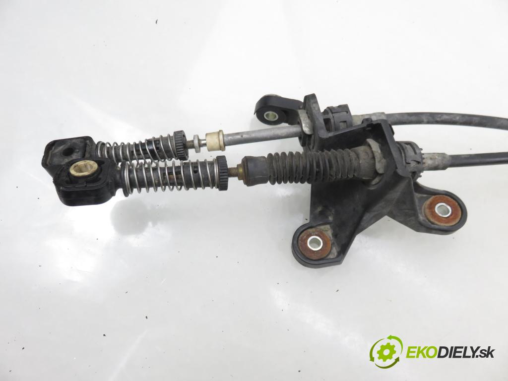 SEAT LEON (1P1) HB 2008 75,00 1.6 - BSE 1595,00 ZVEDÁK: 1K0711049CF