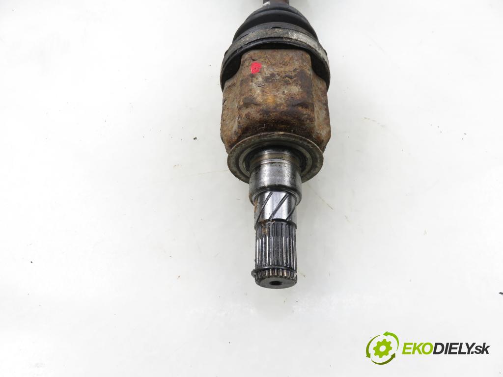 NISSAN NP300 NAVARA (D40) PICK-UP 2006 126,00 2.5 dCi 171 2488,00 Poloos LP