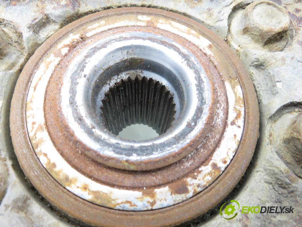 NISSAN NP300 NAVARA (D40) PICK-UP 2006 126,00 2.5 dCi 171 2488,00 náboj PP ABS