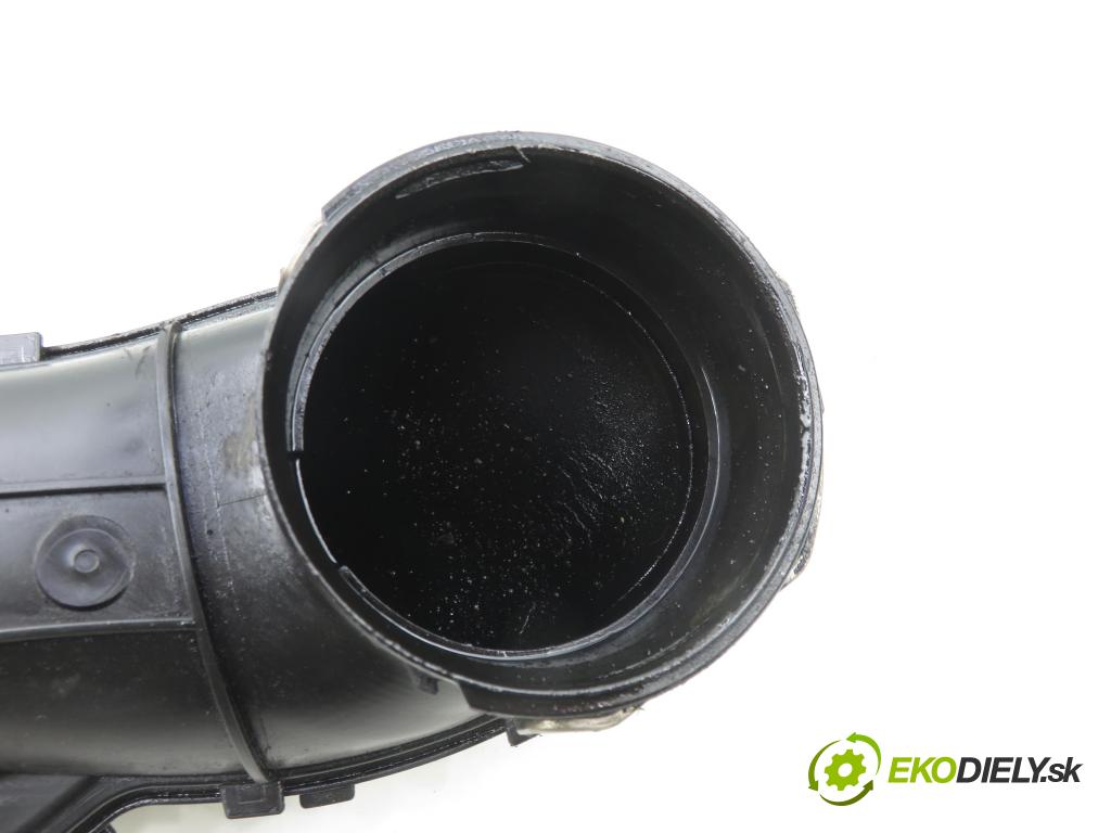 BMW 1 (E87) HB 2007 0,00 118 d - N47 D20 A 1995,00 Rúra prívodu vzduchu 7804846