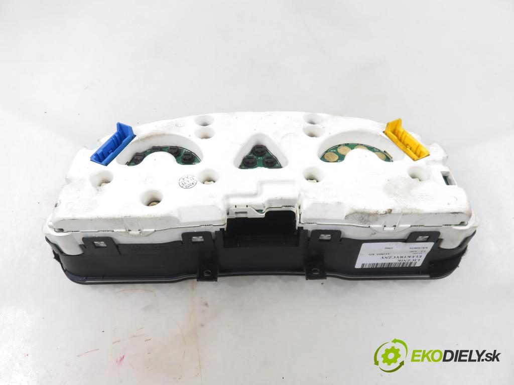 AUDI A4 (8D2, B5) SEDAN 1995 74,00 1.6 8V 100 - ADP 1595,00 prístrojovka elektrický 8D0919033C