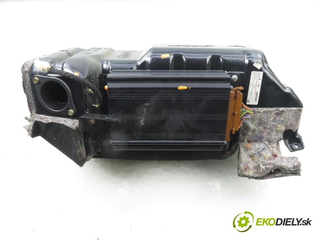 AUDI A6 Avant (4B5, C5) KOMBI 2003 125,00 2.4 quattro - BDV 2393,00 subwoofer 4B9035382A ; 4B0035411A (Audio zařízení)