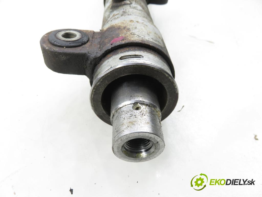 MERCEDES-BENZ VITO Autobus (638) BUS 2001 60,00 108 CDI 2.2 (638.194) - OM 611A (60 KW CDI) 2151,00 Riadenie ZE riadením 6384610201