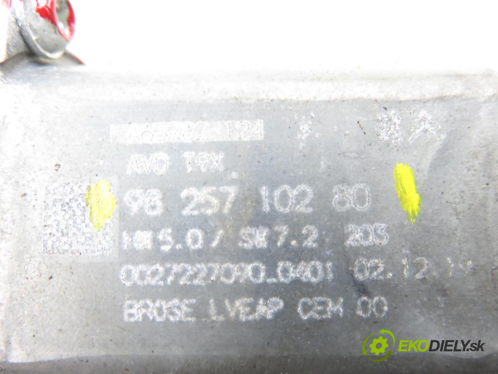 PEUGEOT 308 SW II KOMBI 2015 73,00 1.6 BlueHDi 100 - BHY (DV6FD) 1560,00 Mechanizmus okien 9825710280