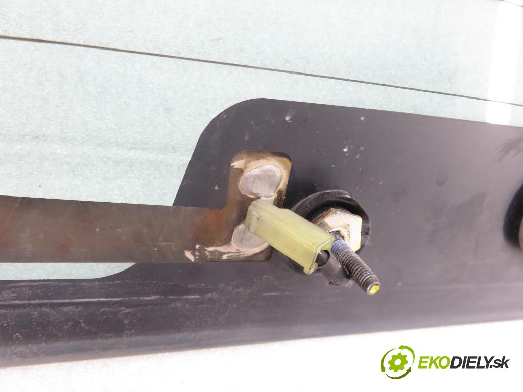 HYUNDAI TUCSON (JM) SUV 2005 83,00 2.0 CRDi 4WD 113 - D4EA 1991,00 okno ZADNÍ: kapota 