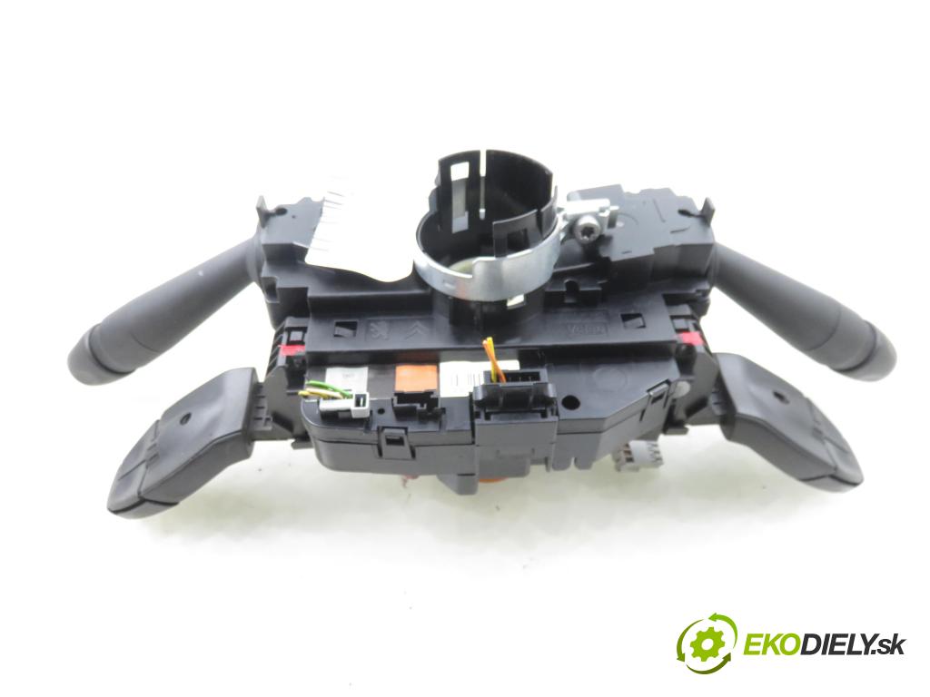 PEUGEOT 308 SW II KOMBI 2015 73,00 1.6 BlueHDi 100 - BHY (DV6FD) 1560,00 páčka/prepínač 98072680ZD