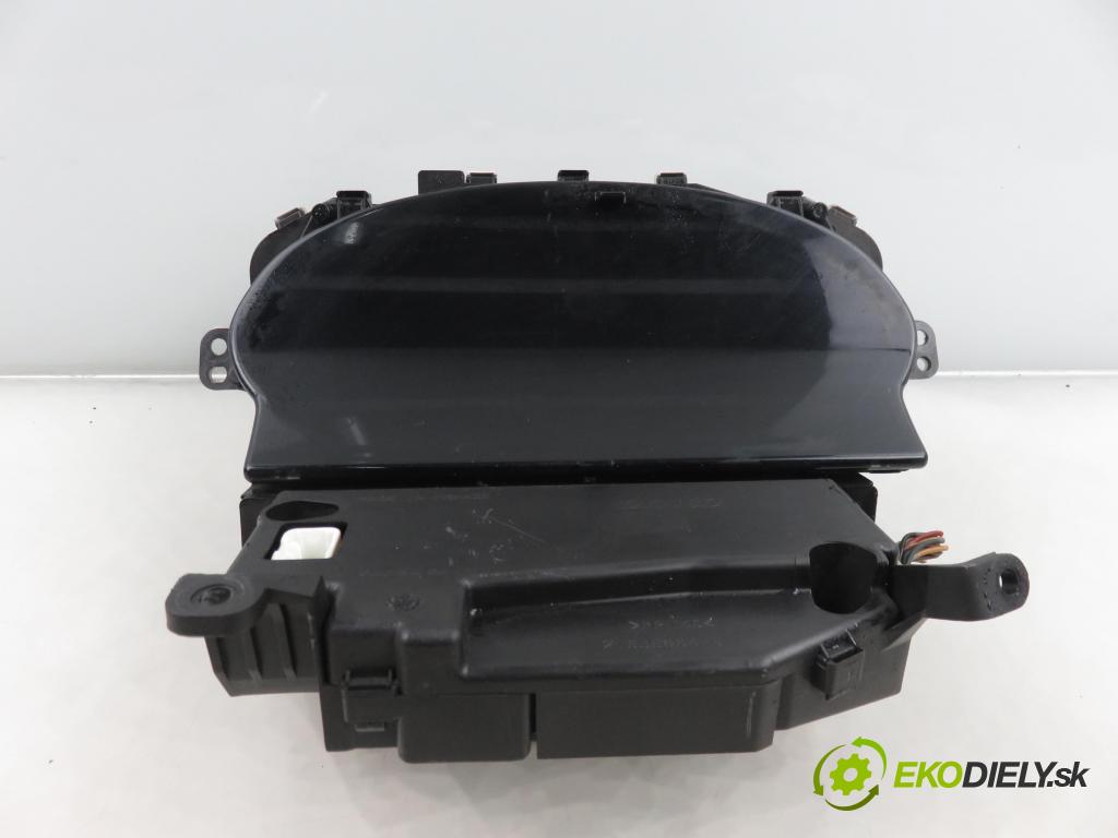 TOYOTA YARIS (_P1_) HB 2002 50,00 1.0 VVT- i 68 - 1SZ-FE 998,00 prístrojovka elektrický 21655865