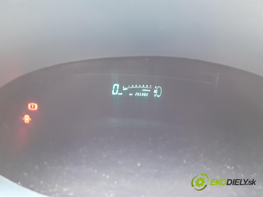 TOYOTA YARIS (_P1_) HB 2002 50,00 1.0 VVT- i 68 - 1SZ-FE 998,00 prístrojovka elektrický 21655865