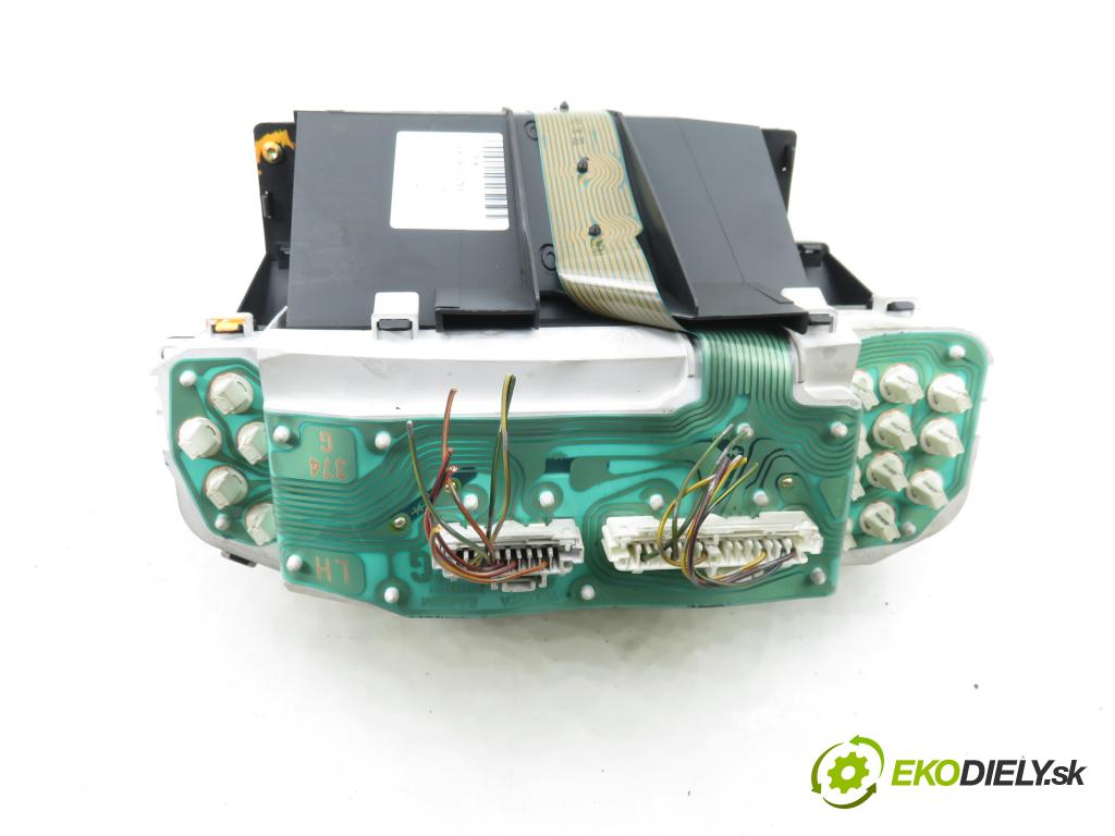 TOYOTA YARIS (_P1_) HB 2002 50,00 1.0 VVT- i 68 - 1SZ-FE 998,00 prístrojovka elektrický 21655865