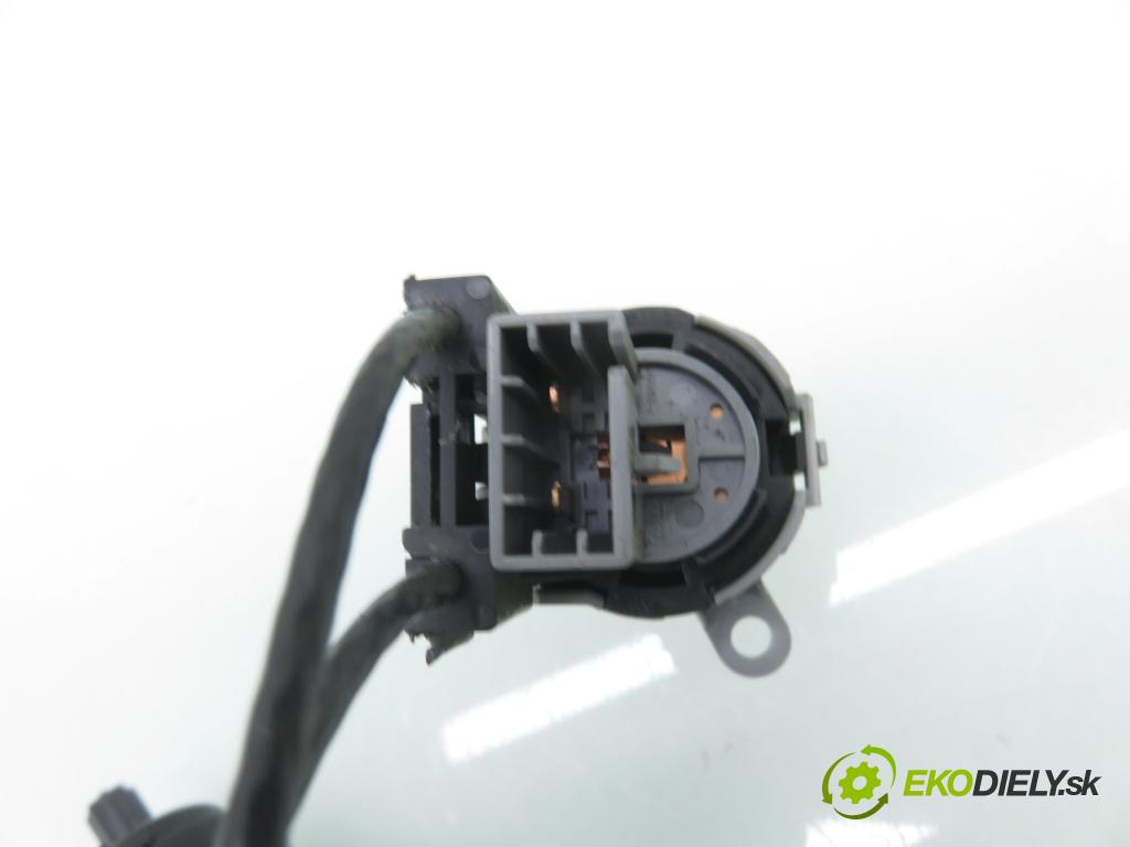 FORD FOCUS (DAW, DBW) HB 2000 85,00 1.8 16V - EYDB 1796,00 Lanko panel kúrenia 98AB11503AH ; 98AB11504AG