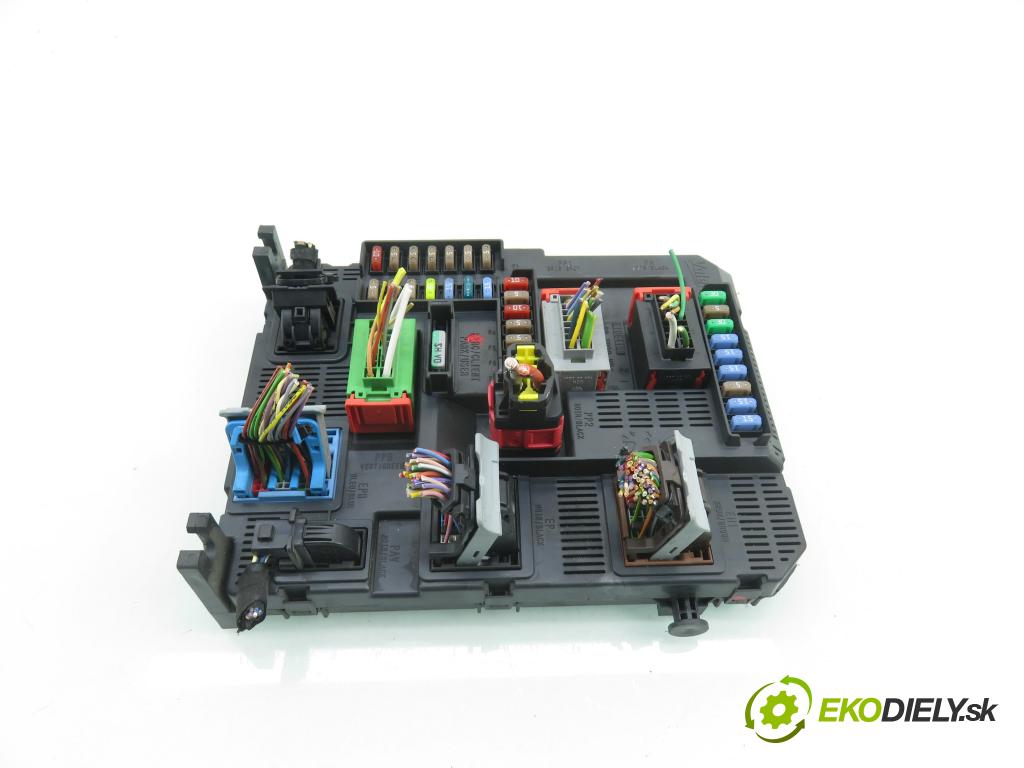 PEUGEOT 308 SW II KOMBI 2015 73,00 1.6 BlueHDi 100 - BHY (DV6FD) 1560,00 MODUL BSI 9807054180 ; 22661F