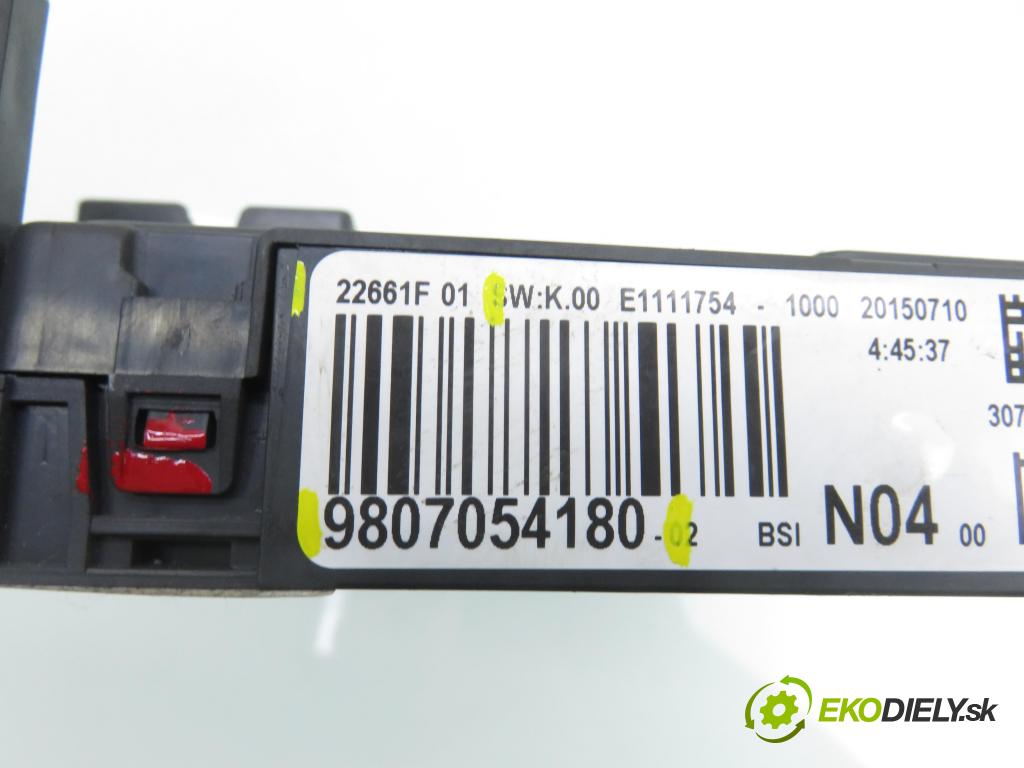 PEUGEOT 308 SW II KOMBI 2015 73,00 1.6 BlueHDi 100 - BHY (DV6FD) 1560,00 MODUL BSI 9807054180 ; 22661F