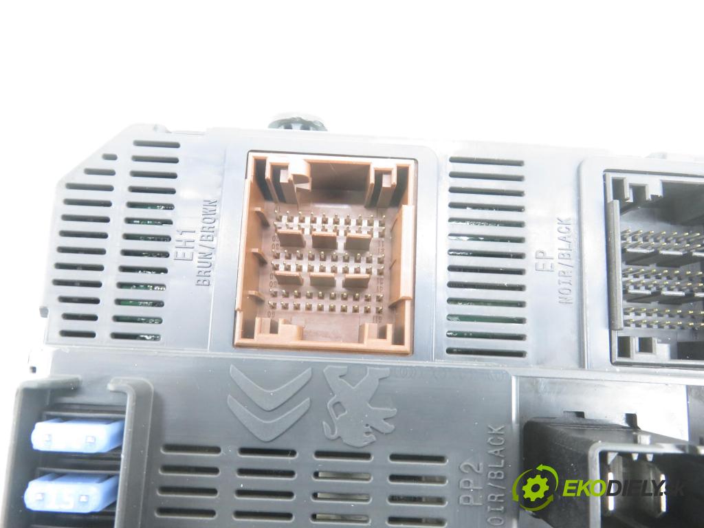 PEUGEOT 308 SW II KOMBI 2015 73,00 1.6 BlueHDi 100 - BHY (DV6FD) 1560,00 MODUL BSI 9807054180 ; 22661F