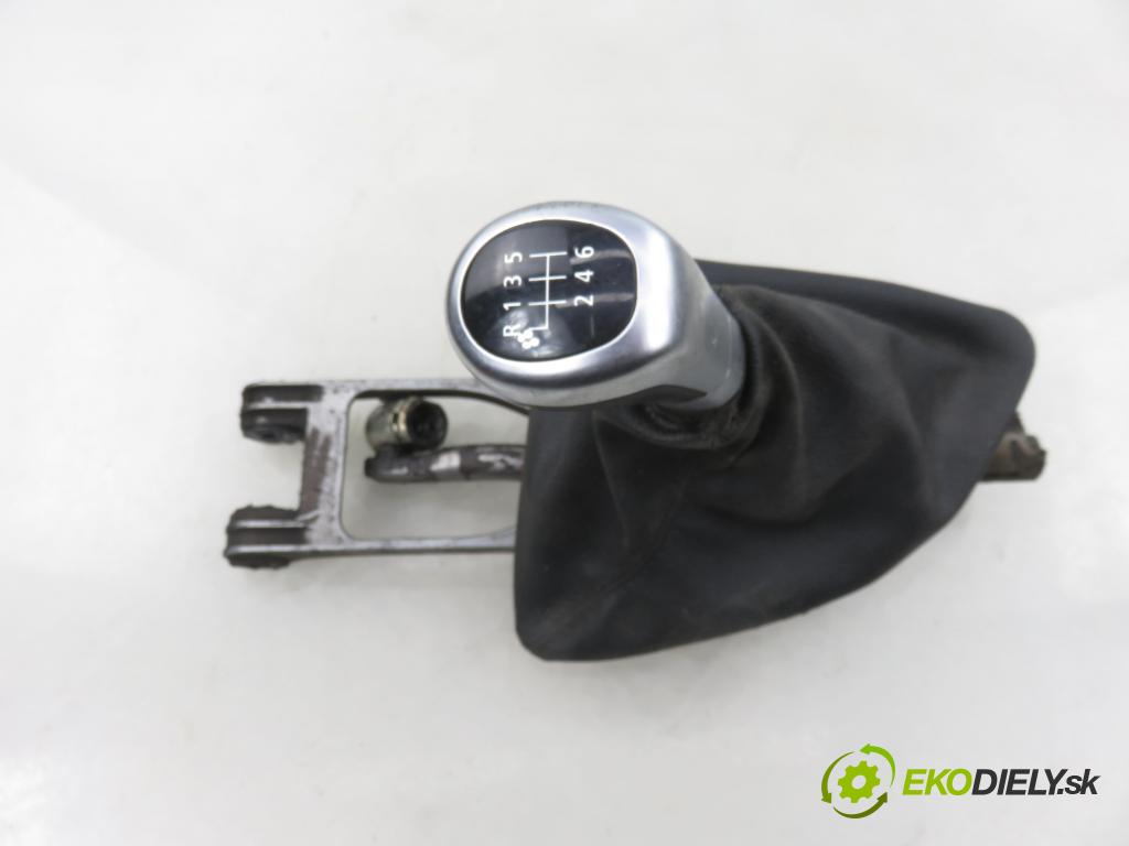 BMW 1 (E87) HB 2007 0,00 118 d - N47 D20 A 1995,00 ZVEDÁK: 7566100