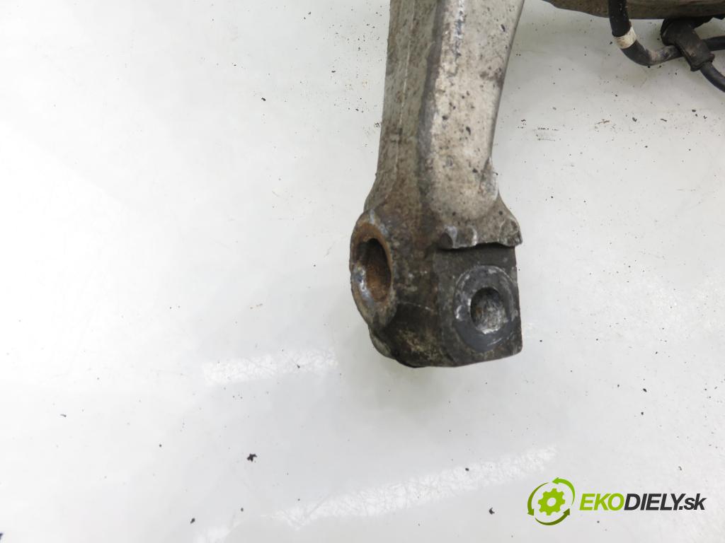 AUDI A6 Avant (4B5, C5) KOMBI 2003 125,00 2.4 quattro - BDV 2393,00 náboj PP ABS