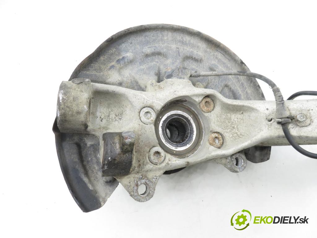 AUDI A6 Avant (4B5, C5) KOMBI 2003 125,00 2.4 quattro - BDV 2393,00 náboj PP ABS