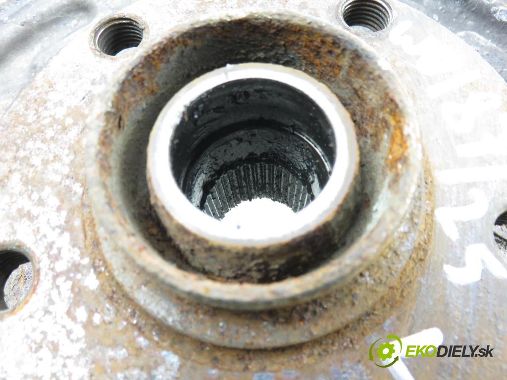 AUDI A6 Avant (4B5, C5) KOMBI 2003 125,00 2.4 quattro - BDV 2393,00 náboj LP ABS