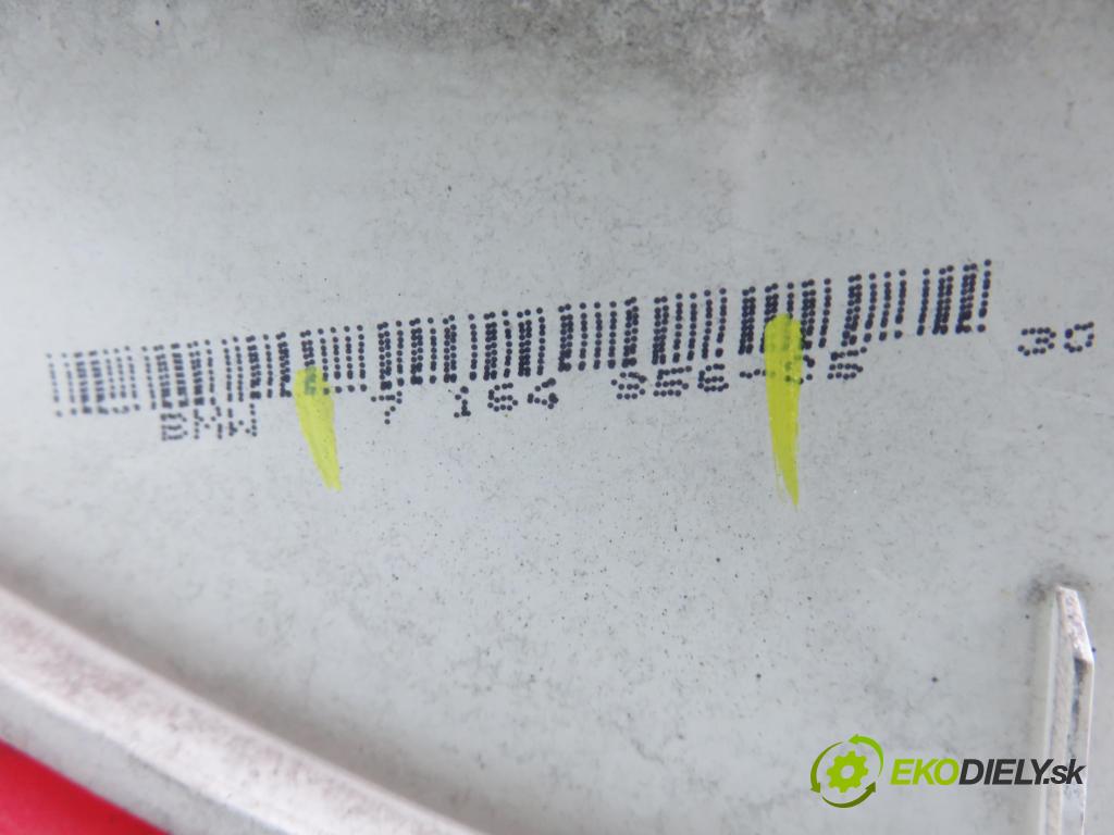 BMW 1 (E87) HB 2007 0,00 118 d - N47 D20 A 1995,00 Svetlo pravé zadné 7164956