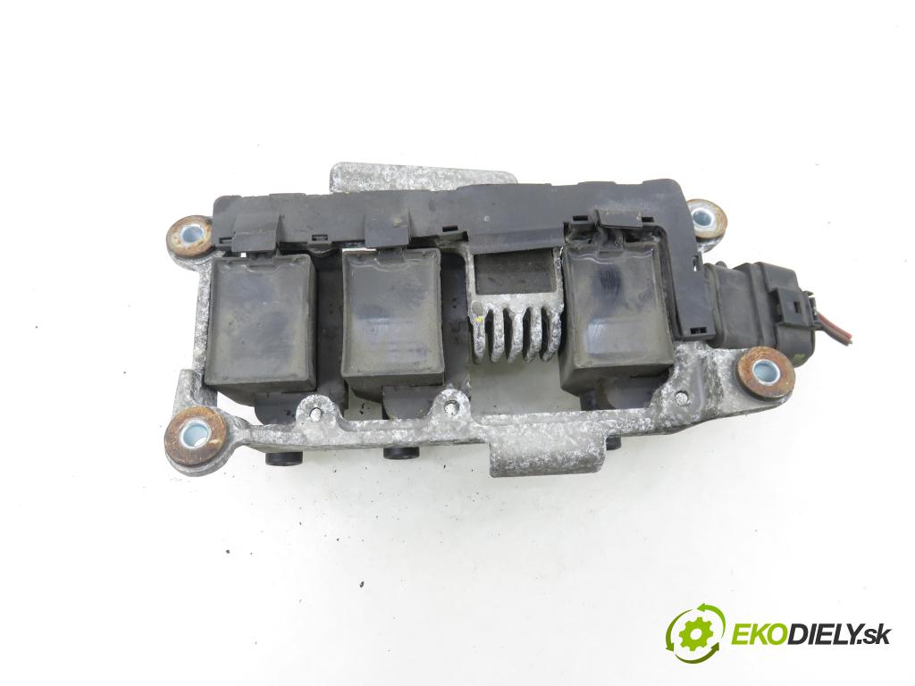 AUDI A6 Avant (4B5, C5) KOMBI 2003 125,00 2.4 quattro - BDV 2393,00 Cievka zapaľovacia