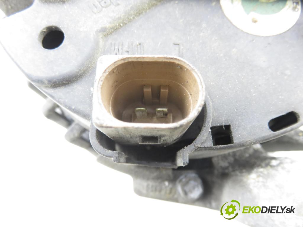 AUDI A6 Avant (4B5, C5) KOMBI 2003 125,00 2.4 quattro - BDV 2393,00 Alternátor SG12B025 (Alternátor)