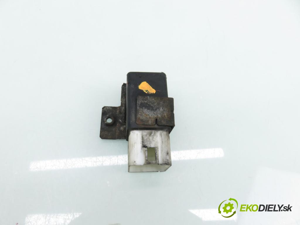 SEAT ALHAMBRA (7V8, 7V9) MINIVAN 2003 85,00 1.9 TDI PD 115 - AUY 1896,00 Riadiaca jednotka YM218C616AA ; 7M5919506