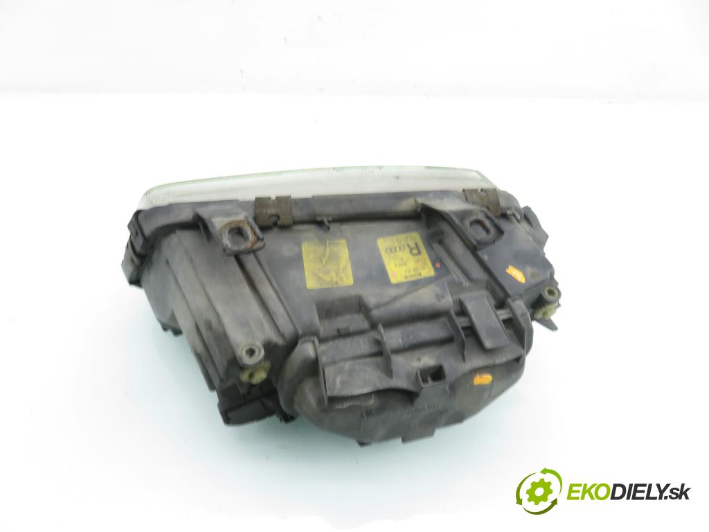 AUDI A4 (8D2, B5) SEDAN 1995 74,00 1.6 8V 100 - ADP 1595,00 světlo PP 0301094202