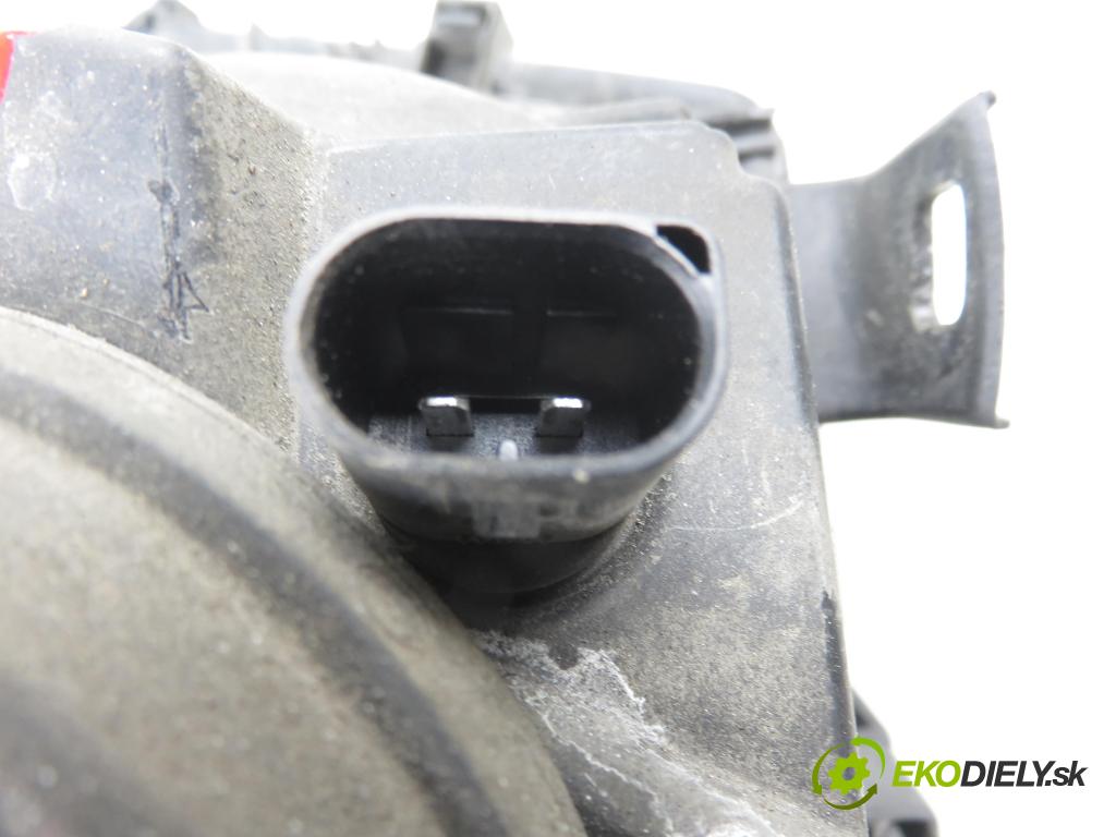 BMW 3 (E46) SEDAN 1999 77,00 316 i 105 - M43 B19 (194E1) 1895,00 Svetlo PP 6902746