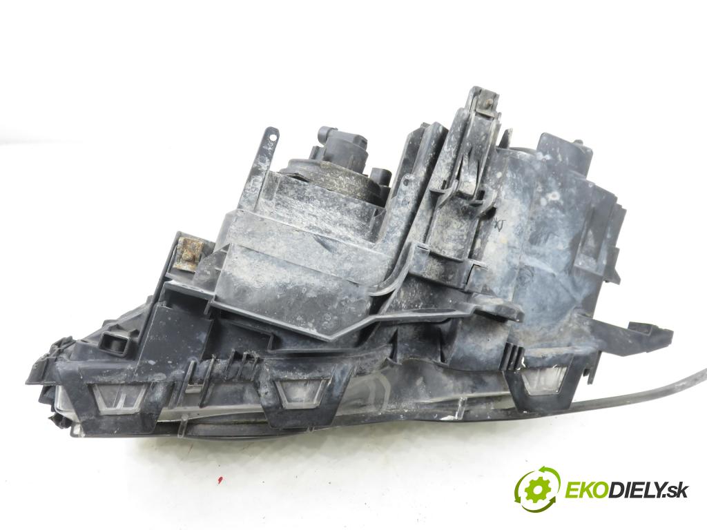 BMW 3 (E46) SEDAN 1999 77,00 316 i 105 - M43 B19 (194E1) 1895,00 Svetlo PP 6902746